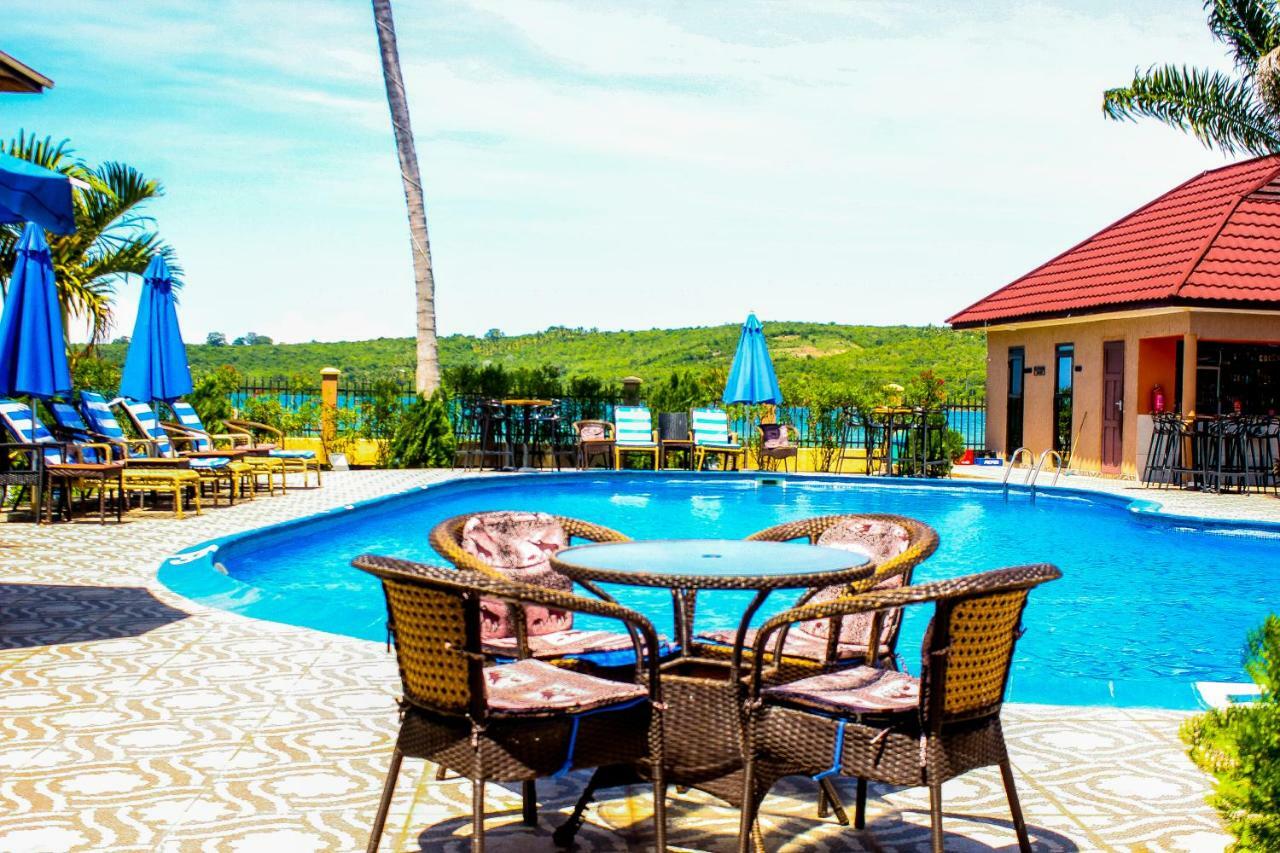 Sea View Beach Resort Lindi Esterno foto