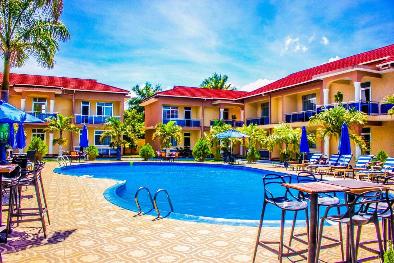 Sea View Beach Resort Lindi Esterno foto