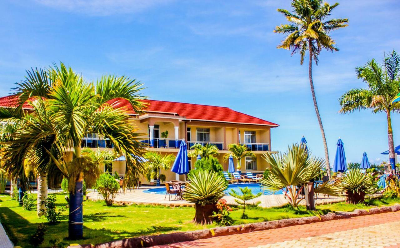 Sea View Beach Resort Lindi Esterno foto