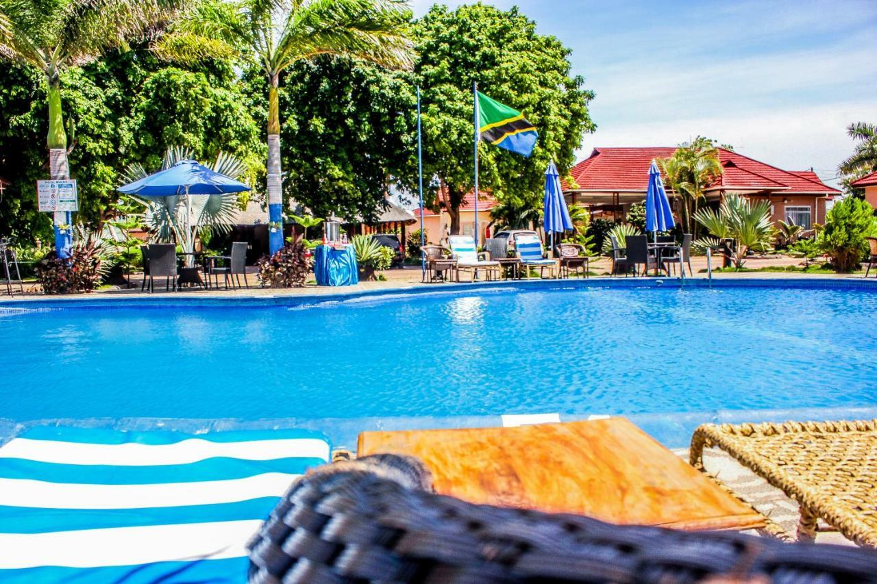 Sea View Beach Resort Lindi Esterno foto